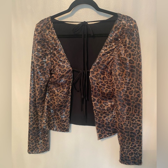 LPA Sequin Leopard Print Tie Open Back Top - Picture 4 of 5
